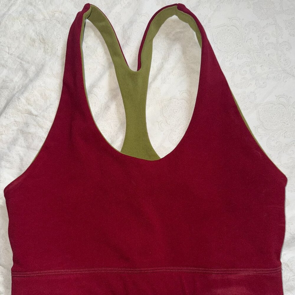 Fabletics High Impact Reversible Sports Bra in Brick Olive Size M